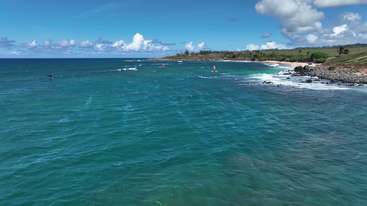 Windsurf a Maui, Hawaii, USA: Ripresa Aerea a Bassa Quota