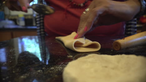 Making-home-made-roti