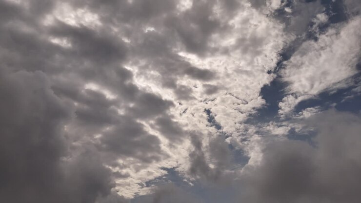 long scene from right to left looking towards the sky, with beautiful clouds, almost at the end it gets dark