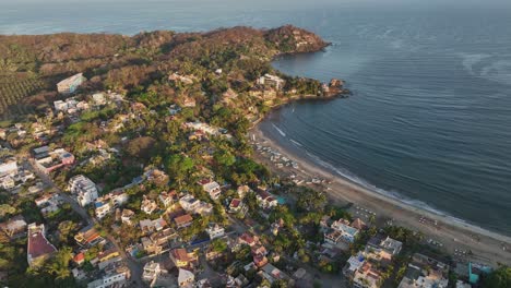 Sayulita,-Mexikos-Hauptstrand-Und-Stadt