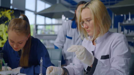 students conducting a lab experiment