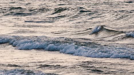 ondas en 240 fps en cámara lenta