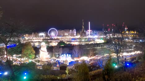 edinburgh christmas market at night