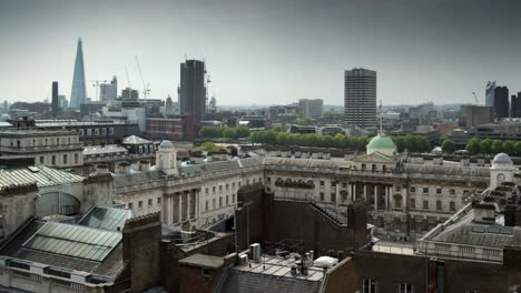 Londoner-Blick-Auf-Die-Skyline-13