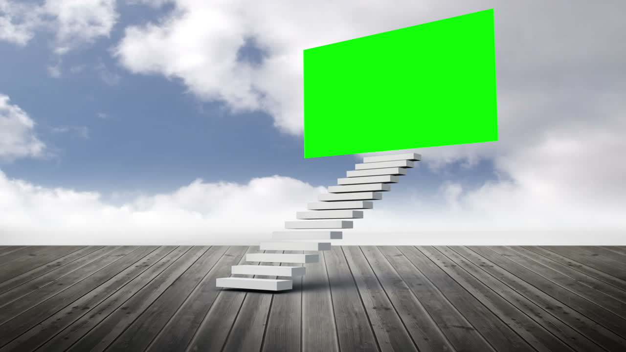 escalera con una pantalla verde en un suelo de madera