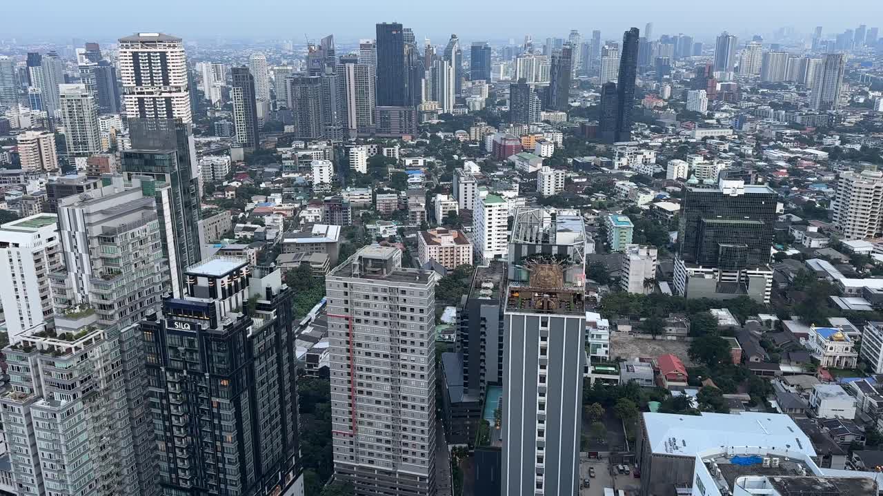 Bangkok skyline thailand south east asia capital city dusk sunset tall buildings skycrapers