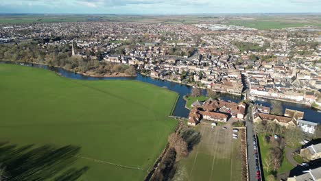 St-Ives-Cambridgeshire-Reino-Unido-Drone-Vista-Aérea