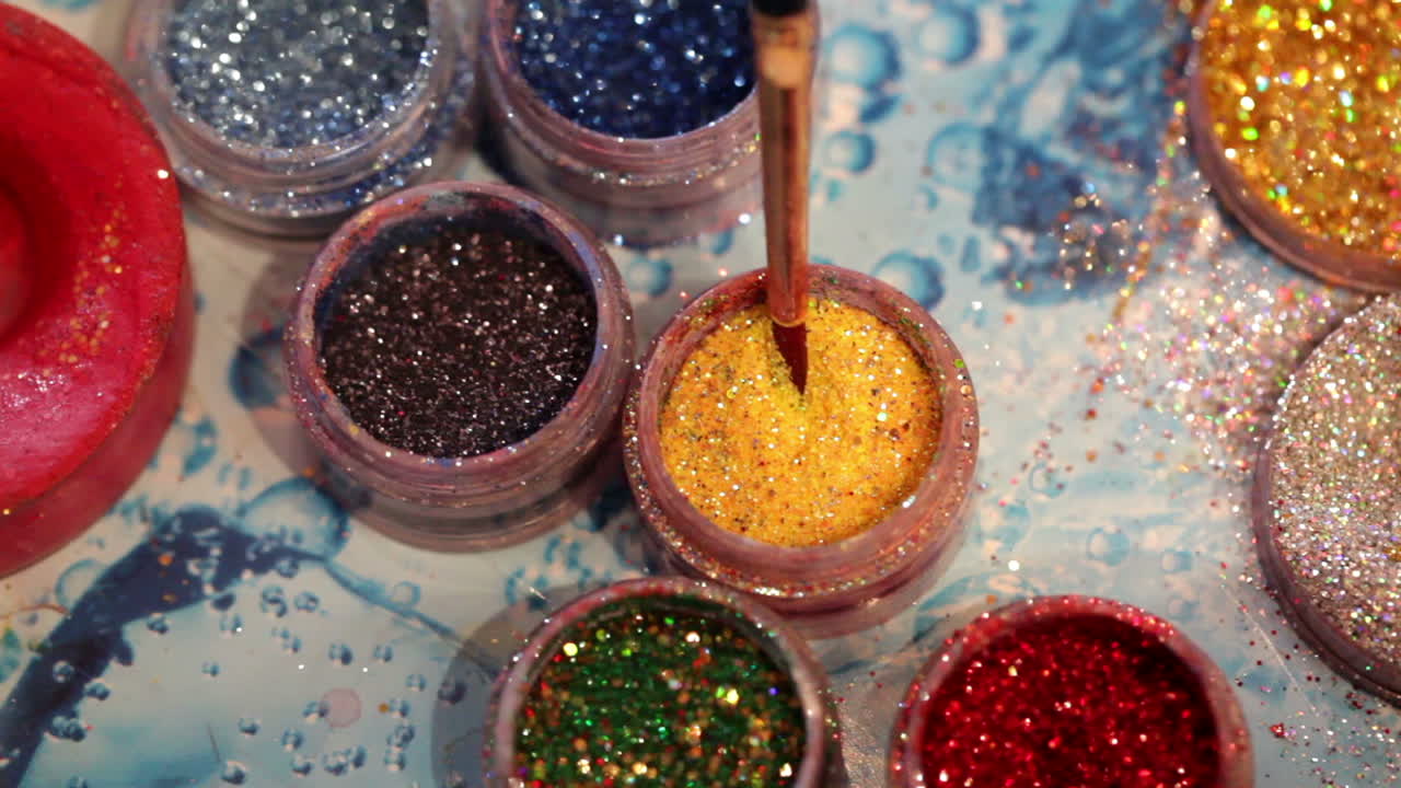 물 메이크업 물건