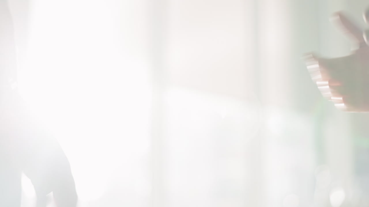 사업가들, 손을 흔들고