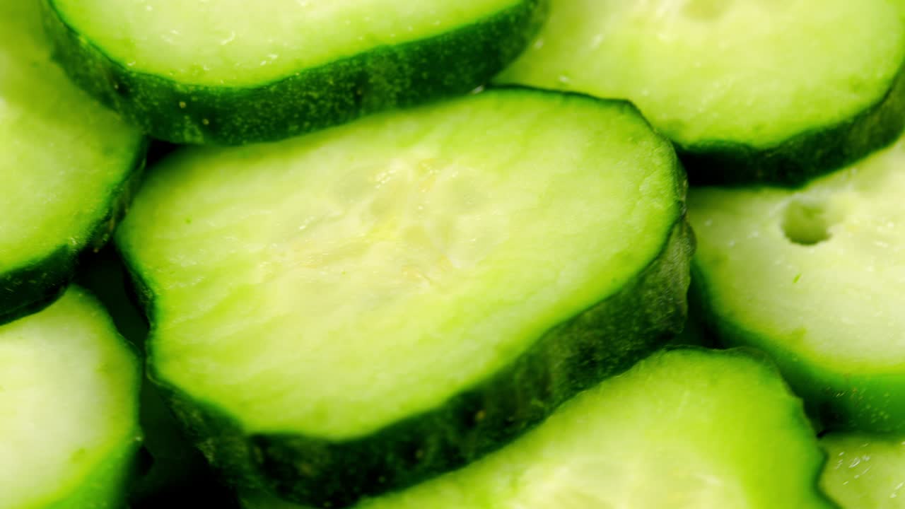 신선한 개 된 호박 회전의 상단 뷰. 채식주의 식단에 건강한 유기농 제품 채소