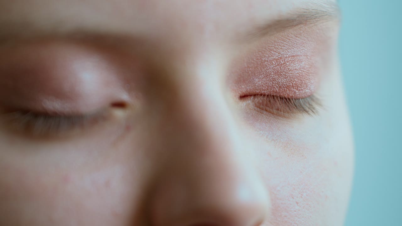 눈꺼풀을 적용하는 것