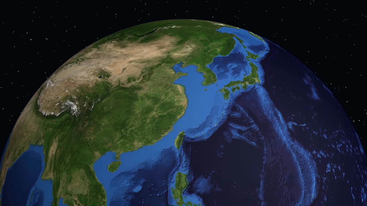 Un'animazione con vista satellitare zooma dallo spazio profondo a un indicatore di posizione specifico a Jiaxing, Cina.