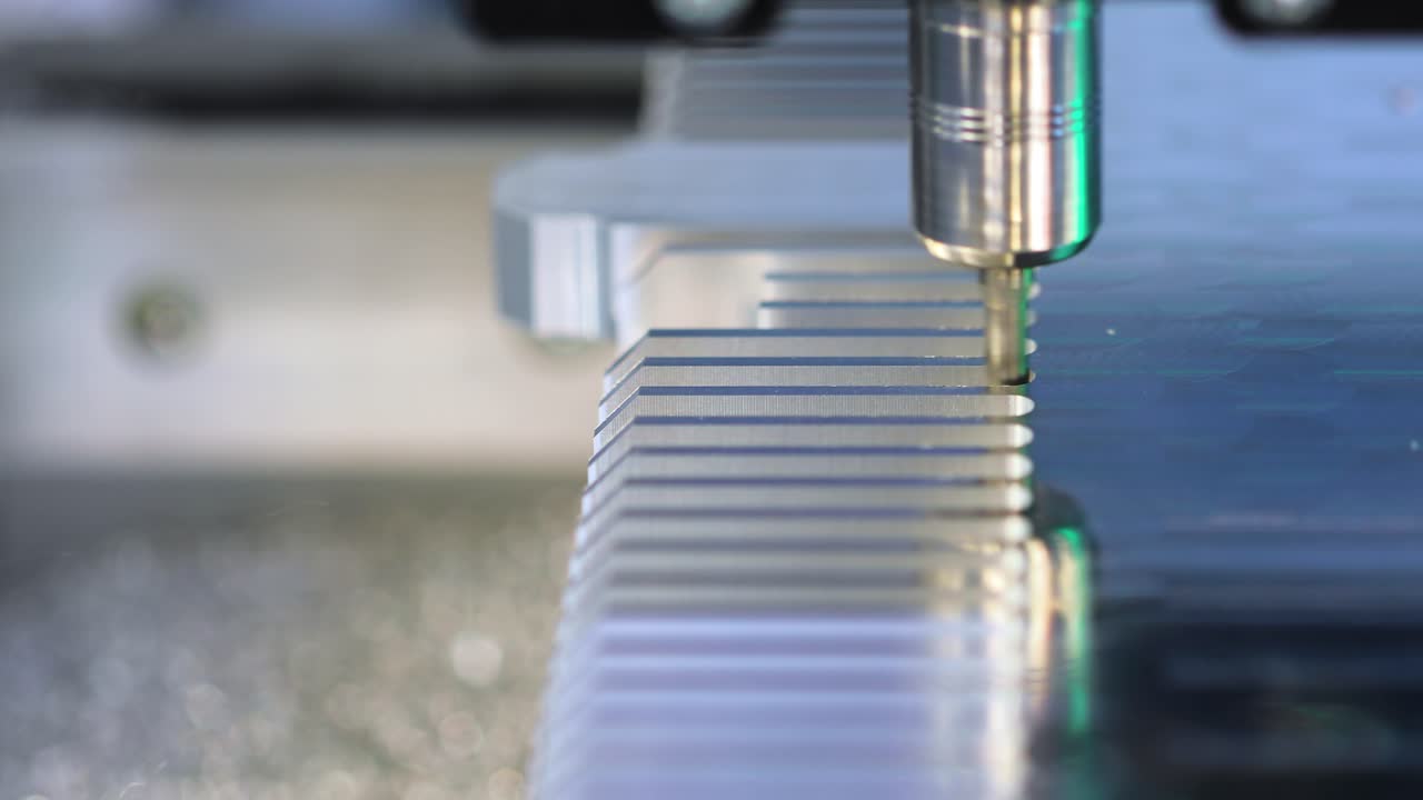 금속 가공 cnc 밀링 머신.