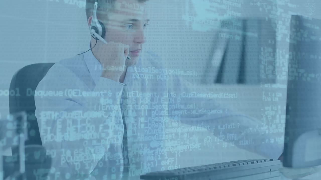 전화 헤드으로 대화하는 백인 남성 고객 서비스 임원들에 대한 데이터 처리의 애니메이션.