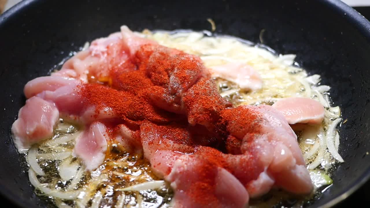 과 은 고추 요리