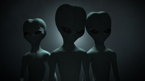 3D-CGI-VFX-Nahaufnahme-Von-Drei-Grauen-Aliens-Im-Klassischen-Roswell-Stil-Auf-Einem-Dunklen-Hintergrundbeleuchteten-Hintergrund,-Die-Stehen-Und-Bedrohlich-In-Die-Kamera-Schauen,-Mit-Einer-Rauchigen,-Atmosphärischen-Umgebung