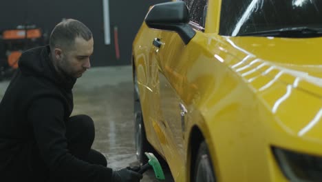 professional car detailing – washing, ceramic coating, and interior cleaning