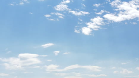 Time-lapse-clouds-moving-and-blue-sky