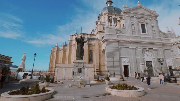 Cattedrale dell'Almudena a Madrid