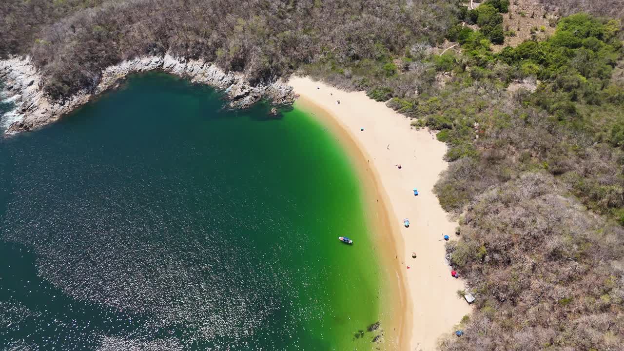 bahía de el organo, parque nacional huatulco, oaxaca, méxico