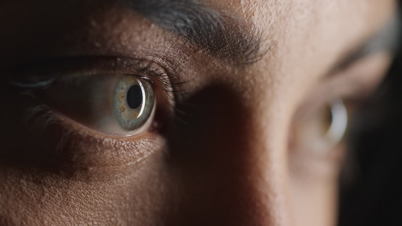 macro de cerca ojos hermosos apertura detallada del iris humano macro belleza