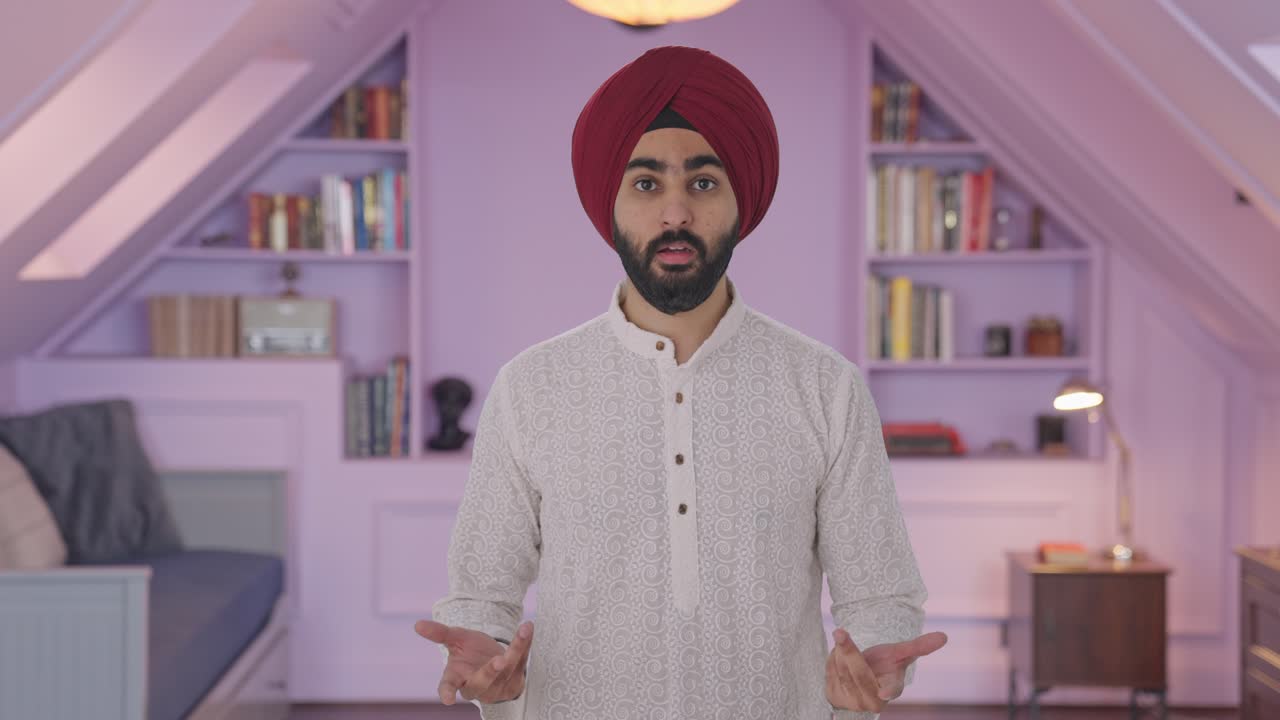 Indiano Sikh confuso che chiede