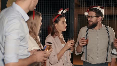 fiesta de navidad con amigos