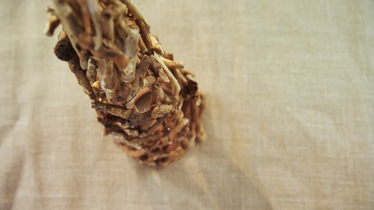 나무 막대기 로 만든 크리스마스 트리 4k