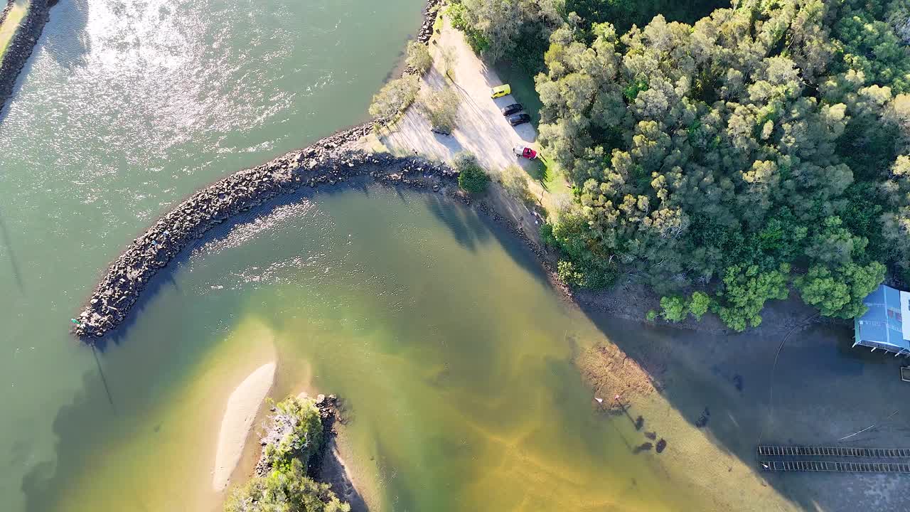 강 과 초록색 의 풍경적 인 공중 풍경