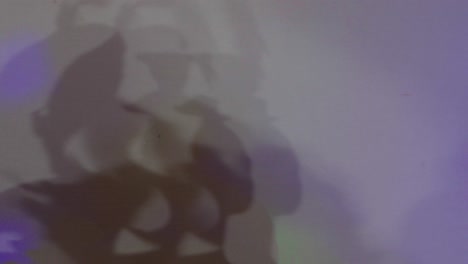 baile creativo, pared de sombras, siluetas de actuación, niños