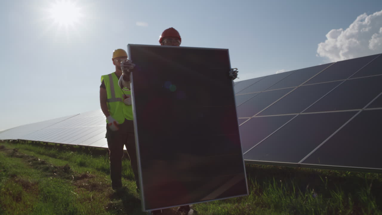 로 지원으로 태양 전지 패널 설치