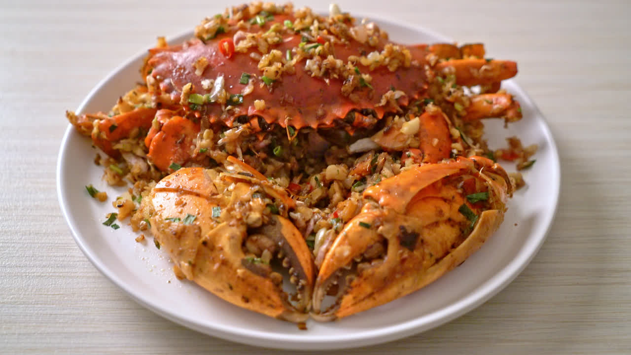 Cua rang muối ớt kiểu hải sản