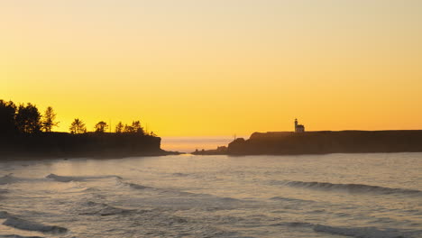 timelapse of cape arago lighthouse at the oregon coast at sunset