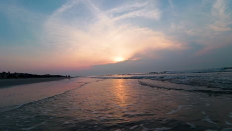 Olas-En-La-Playa-De-Hilton-Head-Island-Al-Amanecer