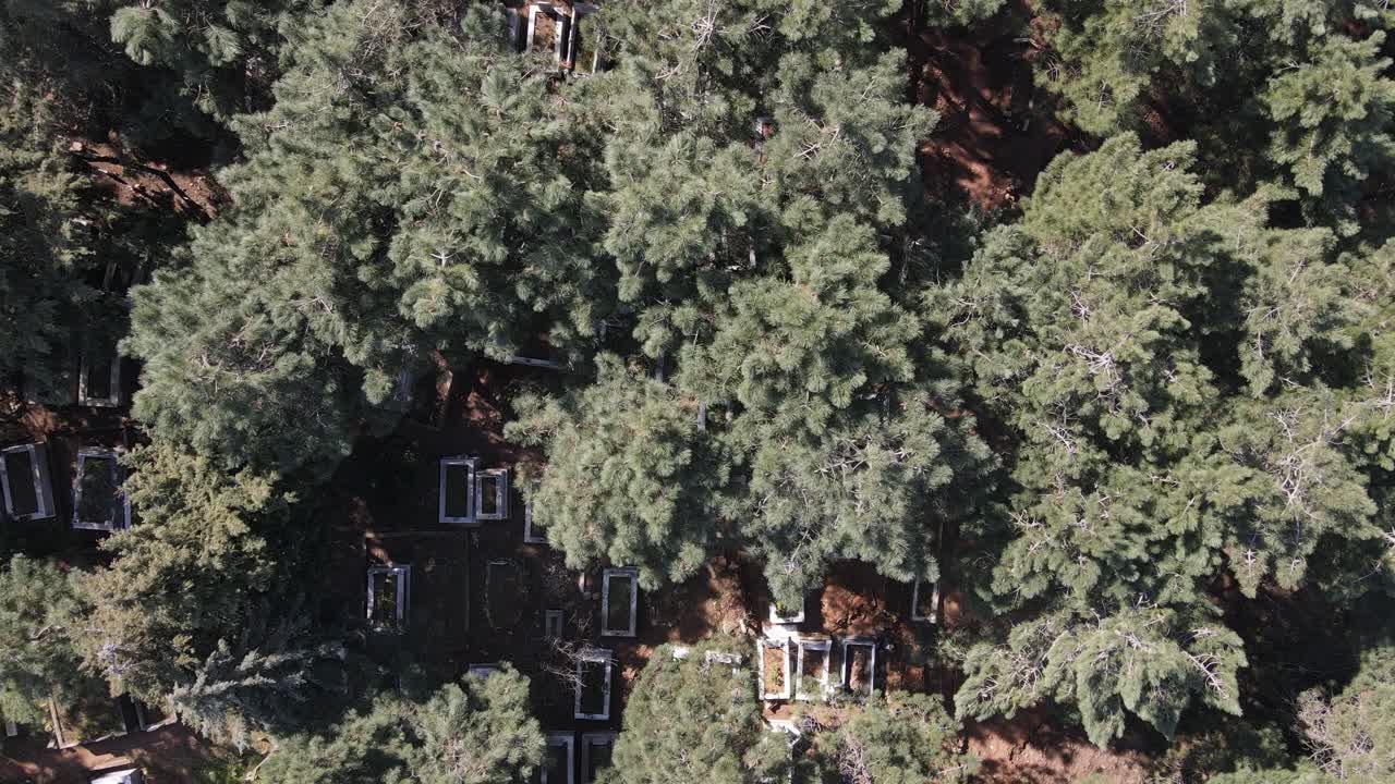 cementerio de tumbas musulmanas de aviones no tripulados aéreos