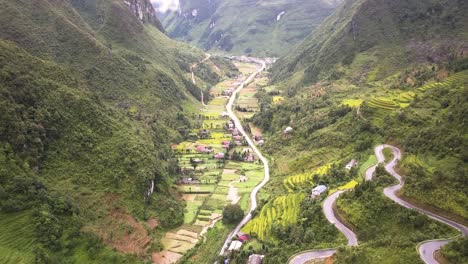 imágenes de drones de vietnam durante la temporada de lluvias