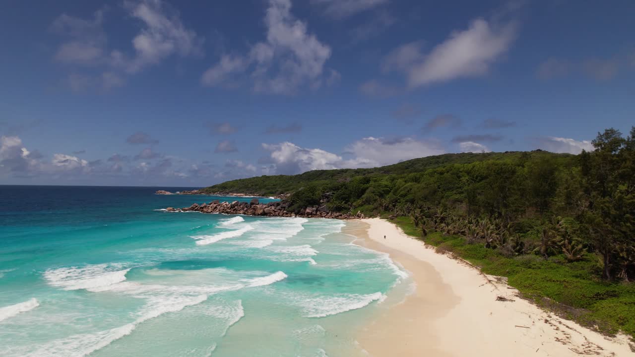 This paradisiacal beach in the Seychelles is also used as a Windows background.
