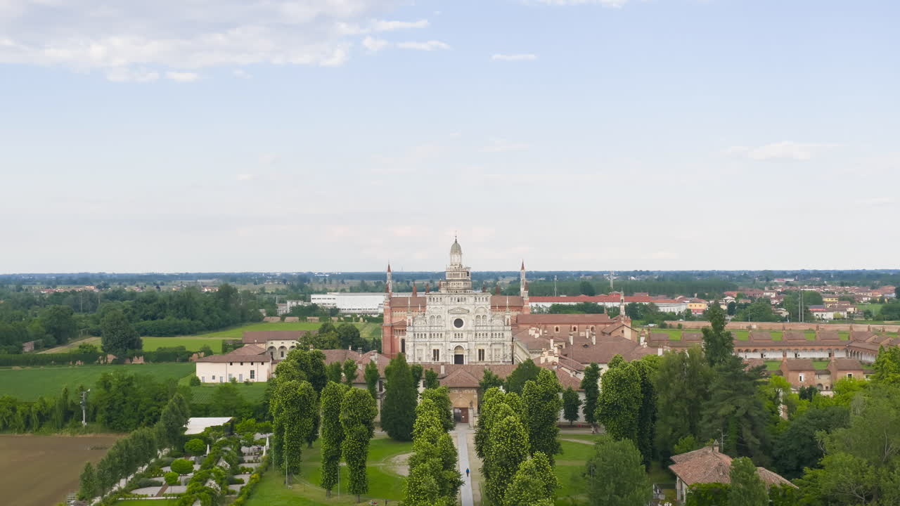 Motion-lapse della Certosa di Pavia Gra-Car (Gratiarum Carthusia, Monastero di Santa Maria delle Grazie - XIV secolo), Pavia, Italia