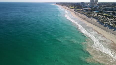 Fly-by-the-iconic-Scarborough-beach