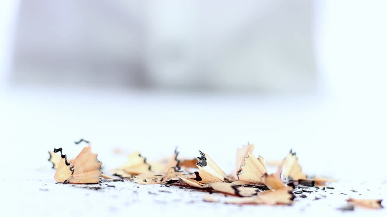 연필을 날카롭게 하는 가까운 사진