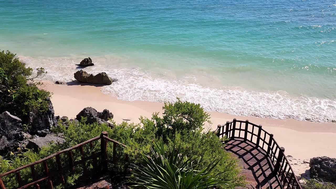 Área de descanso à beira-mar