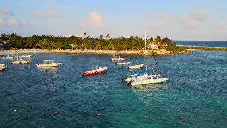 Aerial-view-of-the-peaceful-beach-on-Riviera-Maya