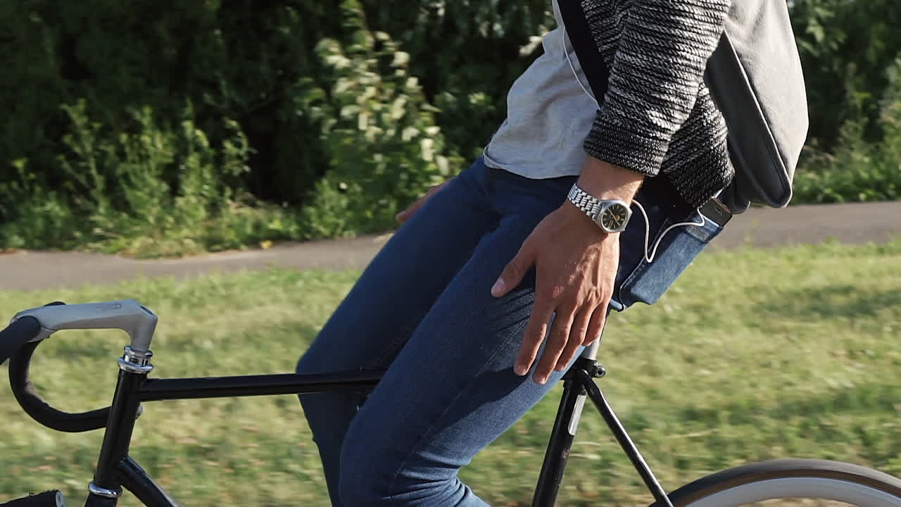 자전거를 타는 사람