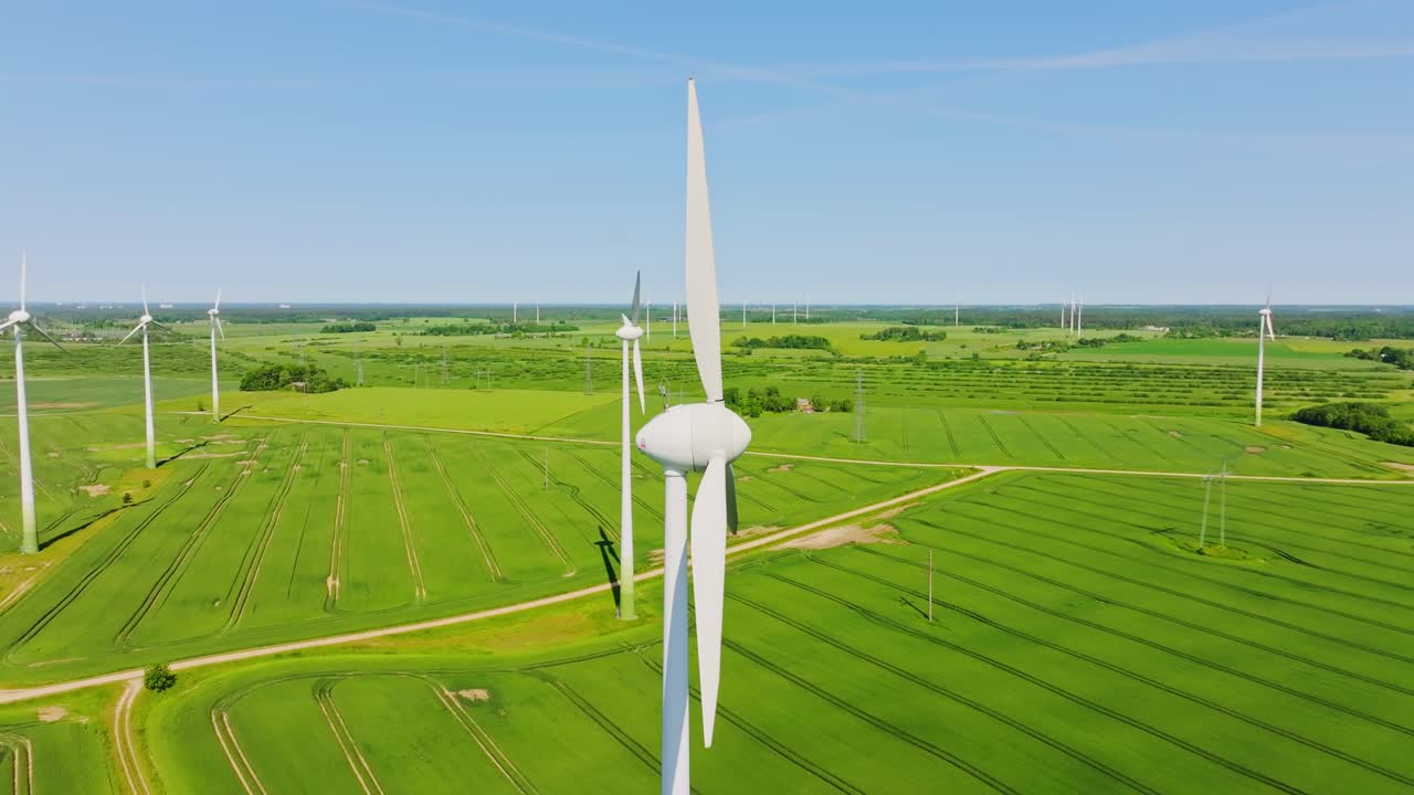 Large wind turbines in motion highlight technological strength and innovation