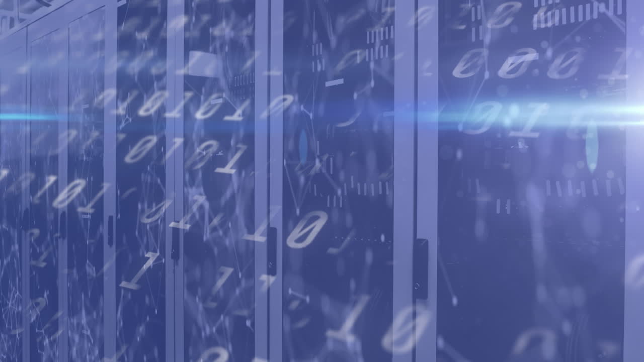 animación de números de codificación binaria que cambian en la sala de tecnología con servidores informáticos