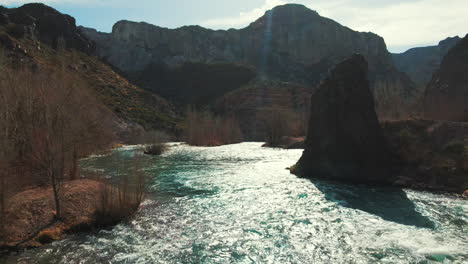 The-fantastic-Atuel-River-in-San-Rafael,-Mendoza,-Argentina