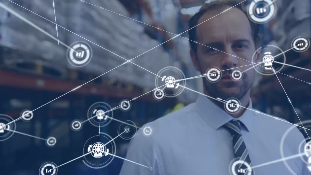 animación de la red de conexiones con iconos sobre empresario caucásico que trabaja en el almacén.