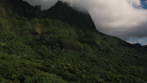 Tahiti,-Insel-Moorea-Stranddrohnenaufnahmen-10