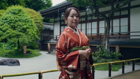 woman in kimono at a japanese temple