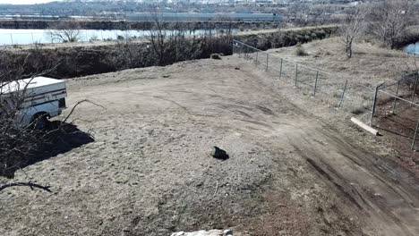 Un-Monumento-Que-Conmemora-Un-Pueblo-Fantasma-Ubicado-En-Las-Afueras-De-Golden-Colorado